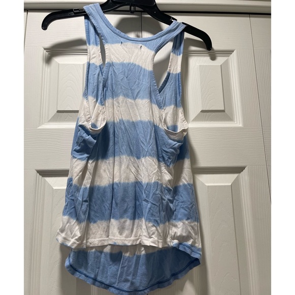 Blue and White American Eagle tank! - Picture 3 of 4